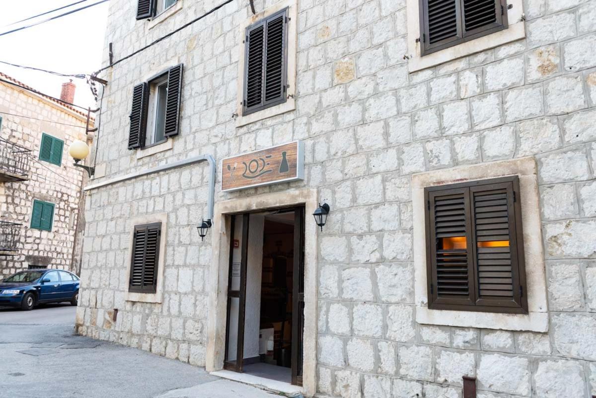 Apartments Magli Kastela Bagian luar foto